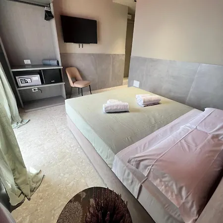 Mia Porto Konukevi 4*