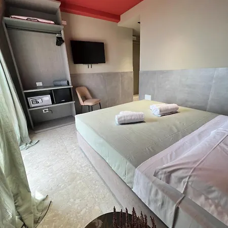 Mia Porto 4*