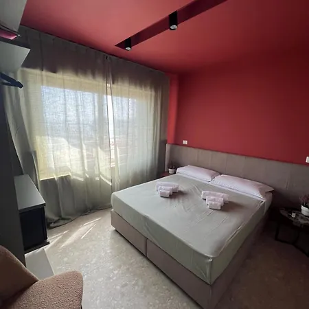 בית הארחה Mia Porto 4*