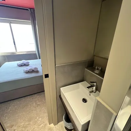 בית הארחה Mia Porto 4*
